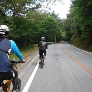 【赤城山古民家IRORI場発】赤城山ヒルクライム&大沼周遊　e-Bikeサイクリングツアー