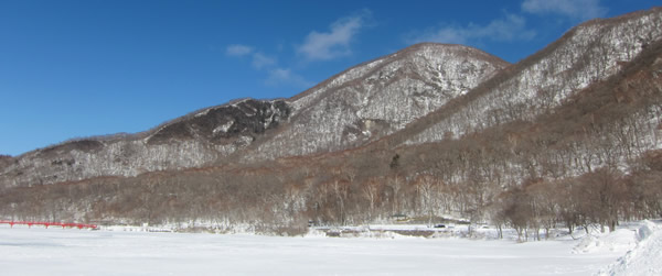 大沼から黒檜山 大沼から黒檜山