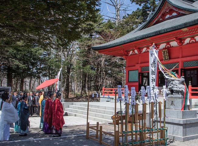 赤城神社　啄木鳥橋